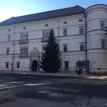 Ferienwohnung Neben Dem Schloss Porcia Spittal an der Drau Exterior photo